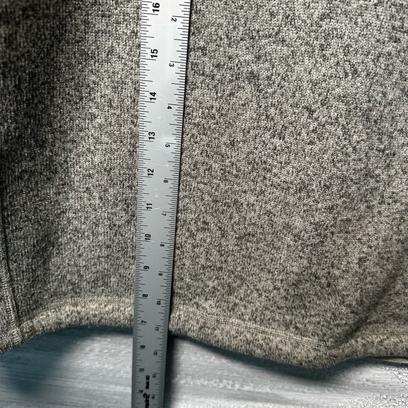 The North Face Light Gray Sherpa Fleece Jacket - Picture 9 of 10